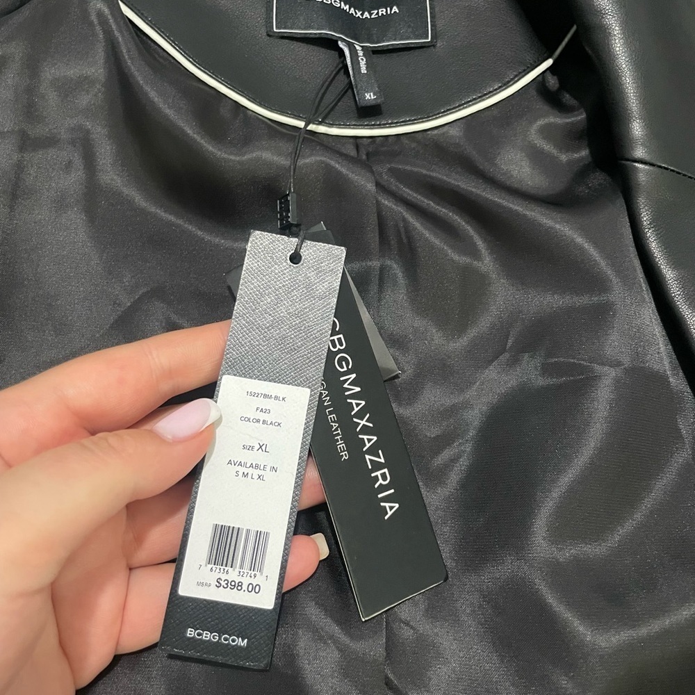 BCBGMAXAZRIA  oversized blazer - Picture 5 of 11